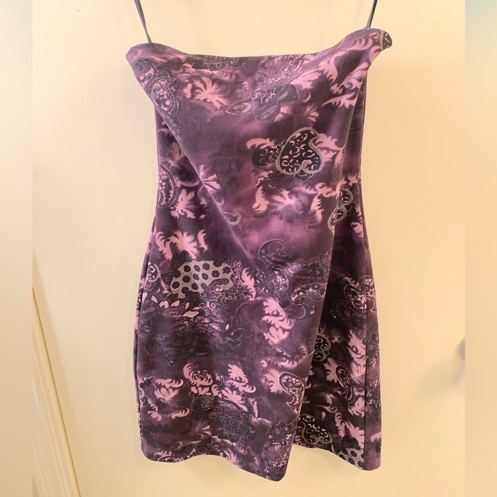 Purple, paisley strapless tube dress by Pelican Cove. Vintage Y2K Size Small.